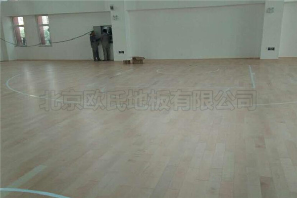 煙臺開發(fā)區(qū)第十小學(xué)運(yùn)動木地板工程案例