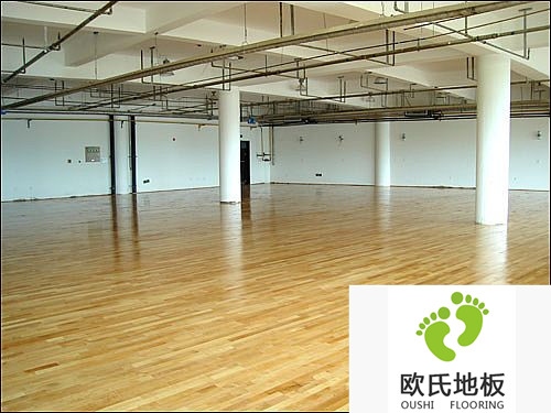 楓木地板，*好的體育運(yùn)動(dòng)木地板